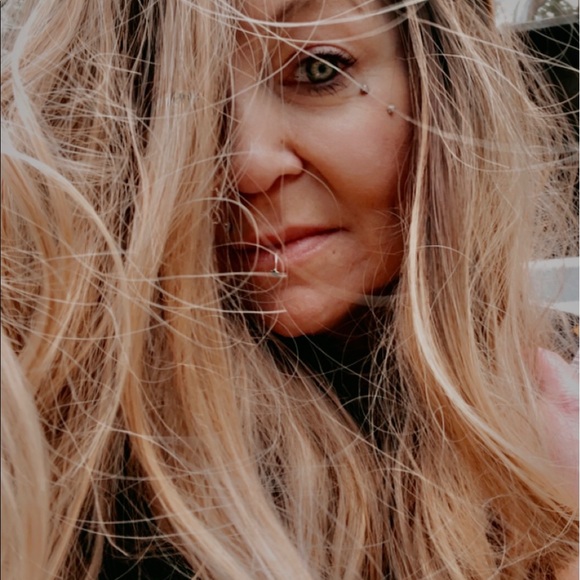 Meet your Posher, Annette - Picture 6 of 15